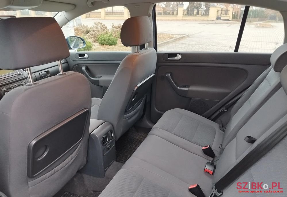 2006' Volkswagen Golf Plus 2.0 Tdi Edition photo #4