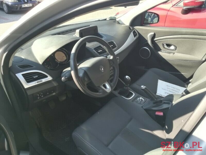 2009' Renault Megane photo #4