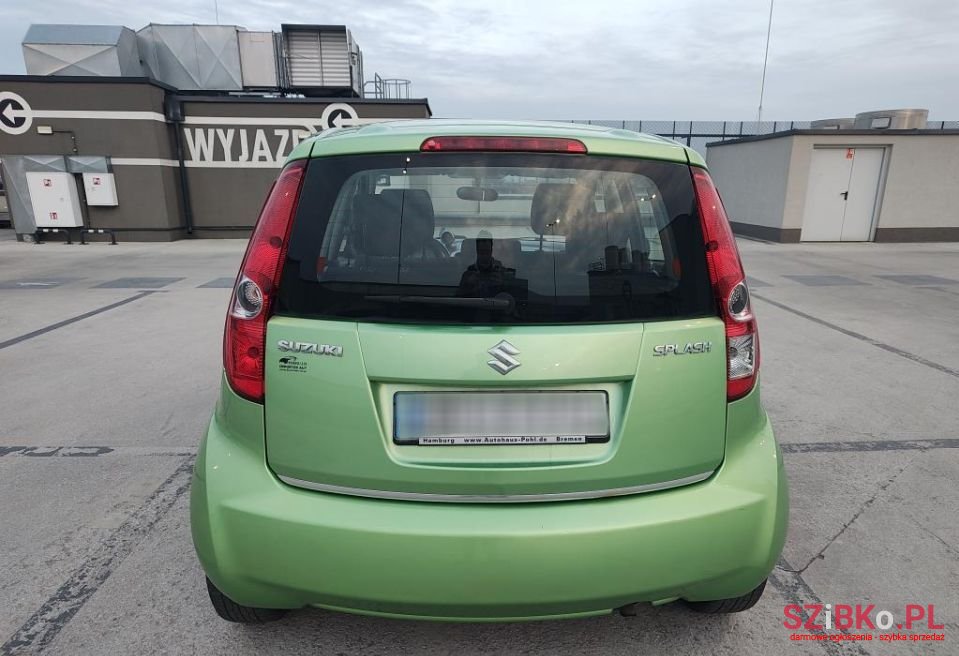 2009' Suzuki Splash photo #5