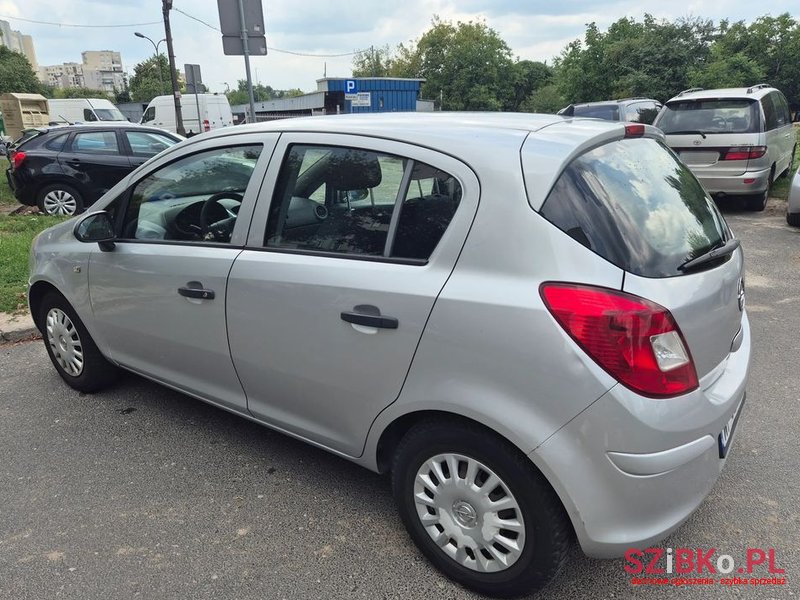 2012' Opel Corsa photo #6