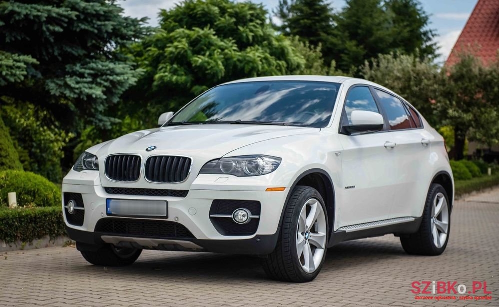 2011' BMW X6 Xdrive35I photo #1