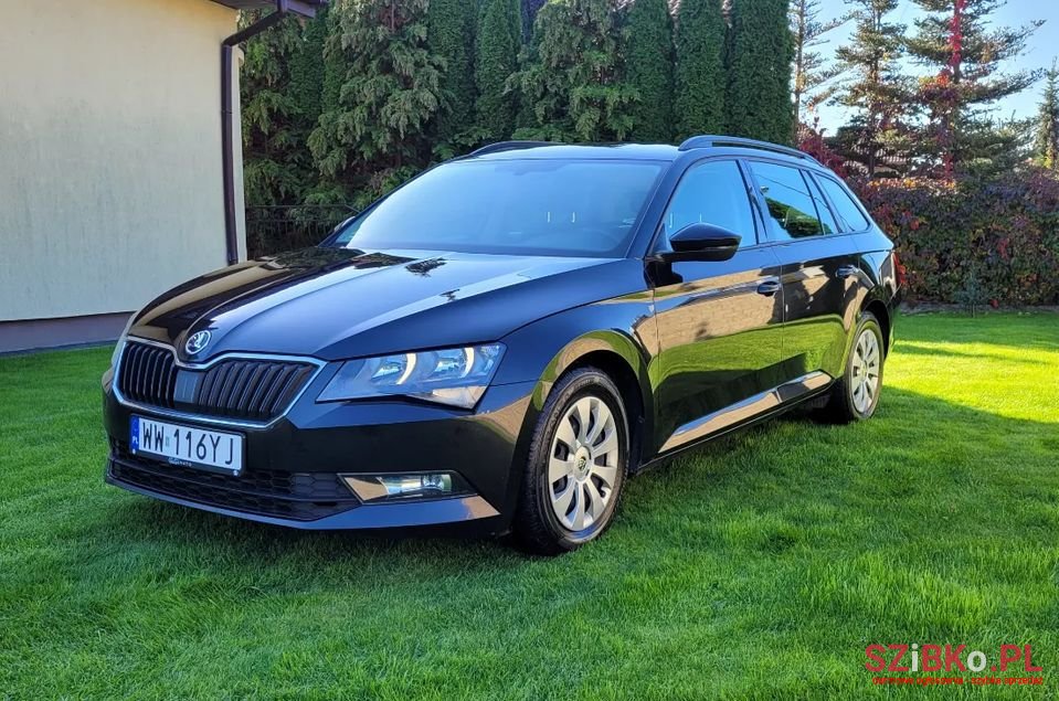 2018' Skoda Superb photo #1