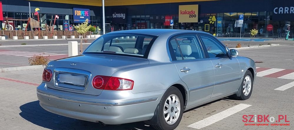 2003' Kia Opirus 3.5I V6 Luxury photo #6
