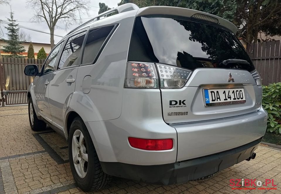 2007' Mitsubishi Outlander photo #4