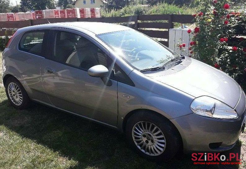 2006' Fiat Punto photo #1