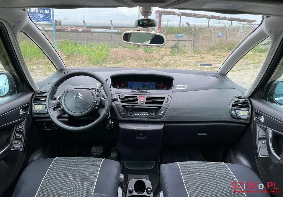 2007' Citroen C4 Picasso photo #2