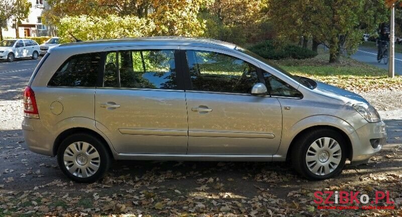 2008' Opel Zafira photo #5