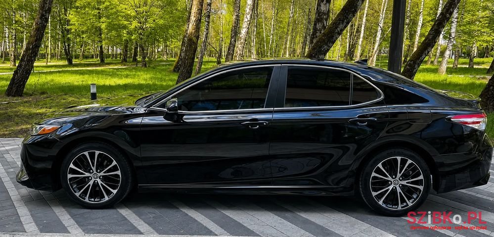 2020' Toyota Camry photo #5