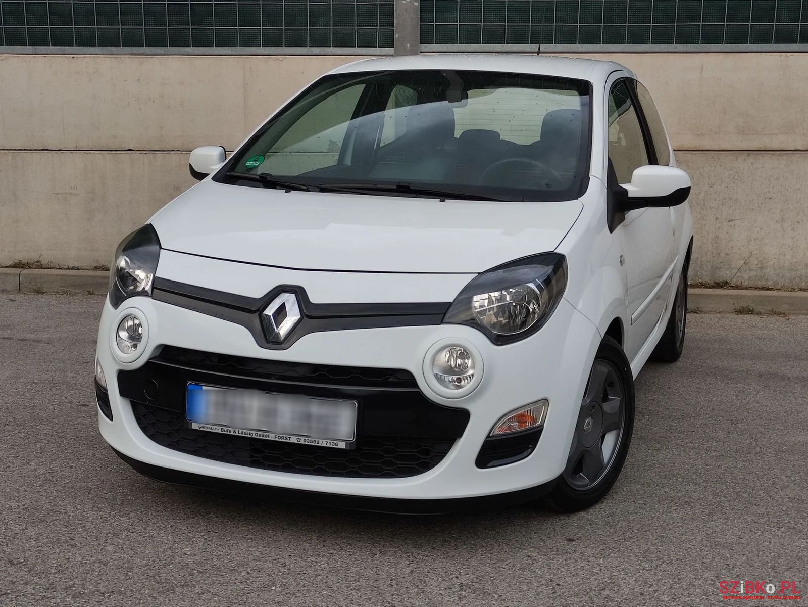 2014' Renault Twingo photo #2