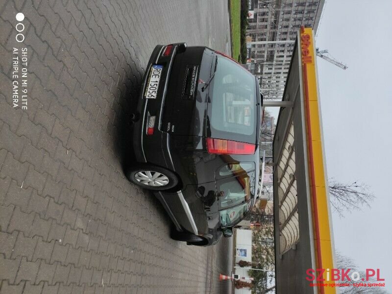 2000' Mitsubishi photo #3