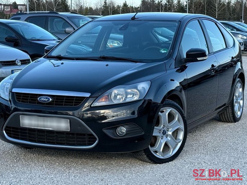 2009' Ford Focus photo #2