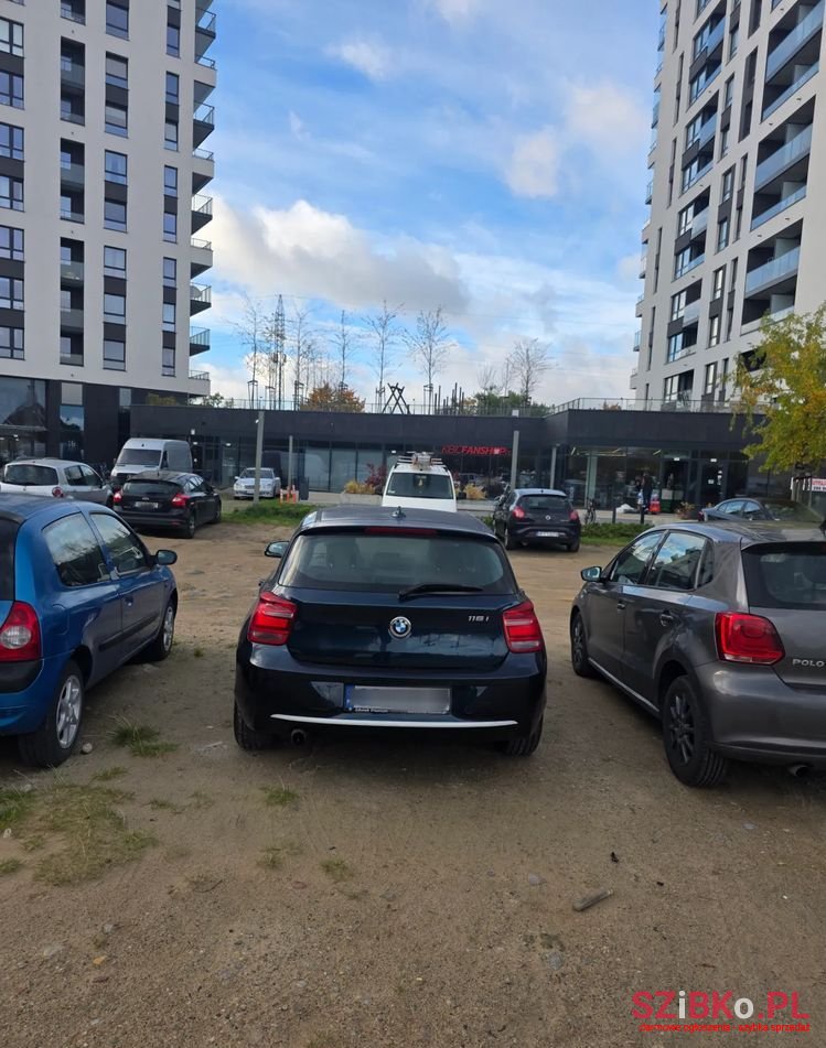 2012' BMW 1 Series photo #4