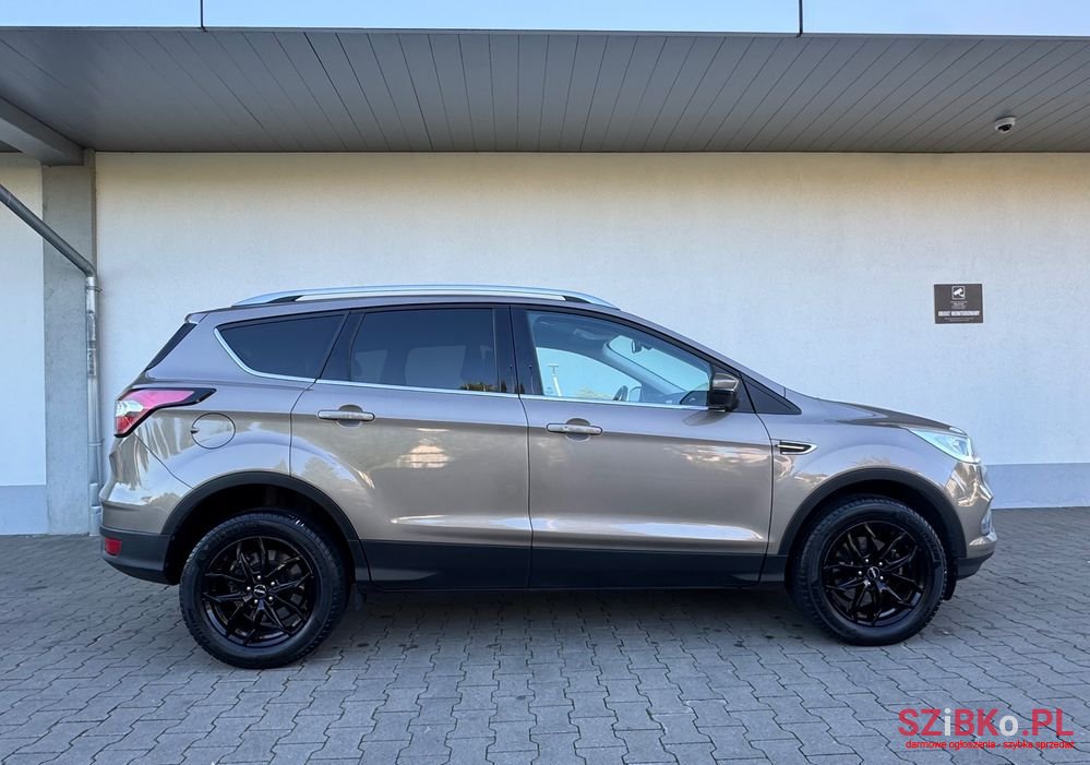 2019' Ford Kuga photo #4