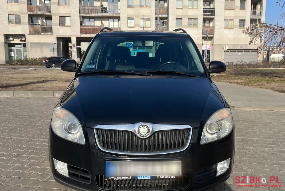 2008' Skoda Fabia photo #3