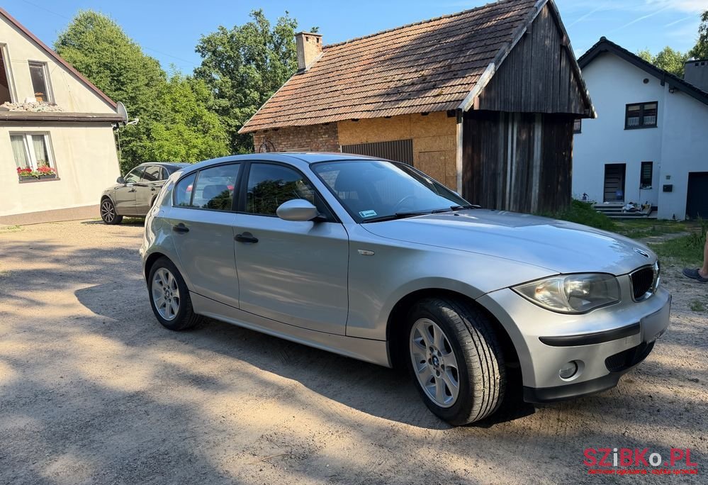2006' BMW 1 Series photo #3