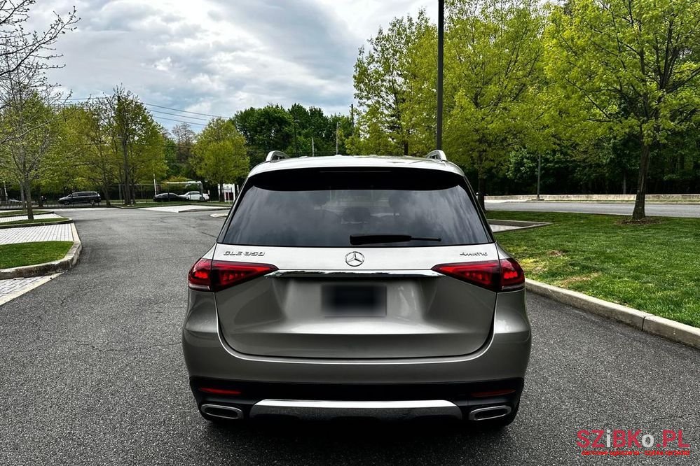 2023' Mercedes-Benz GLE photo #6