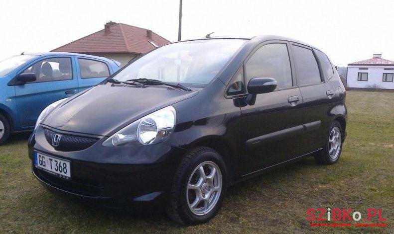 2005' Honda Jazz photo #1