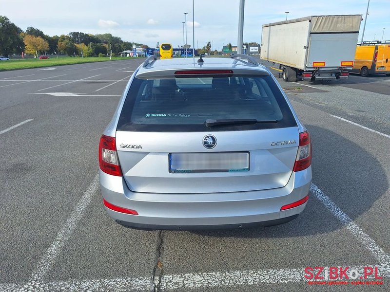 2016' Skoda Octavia 2.0 Tdi Style Dsg photo #6