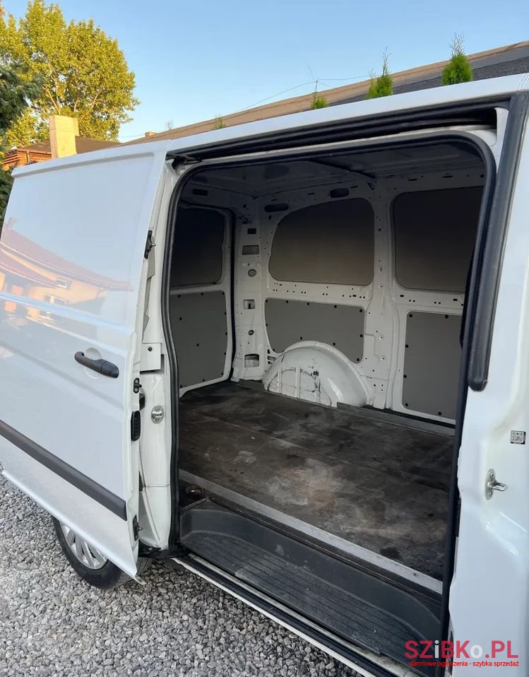 2014' Mercedes-Benz Vito photo #6