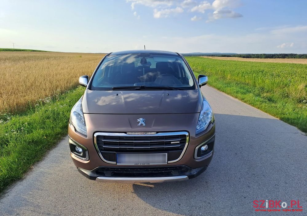 2014' Peugeot 3008 2.0 Hdi Hybrid4 photo #1