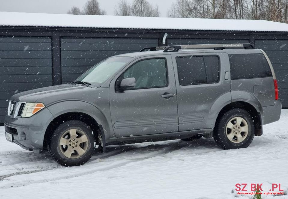 2007' Nissan Pathfinder photo #3