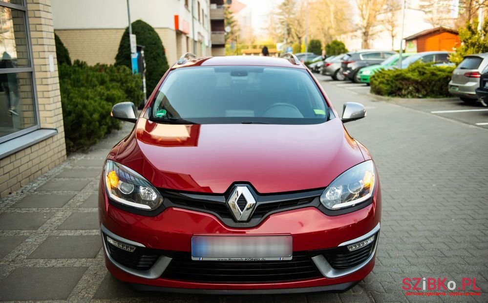2014' Renault Megane photo #1