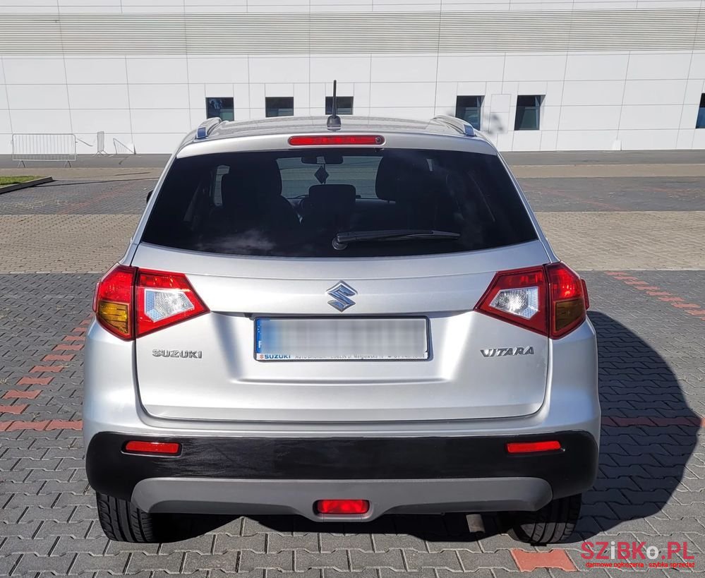 2015' Suzuki Vitara 1.6 Elegance 2Wd photo #4