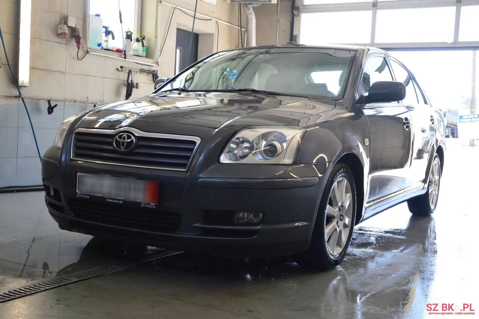 2006' Toyota Avensis photo #1