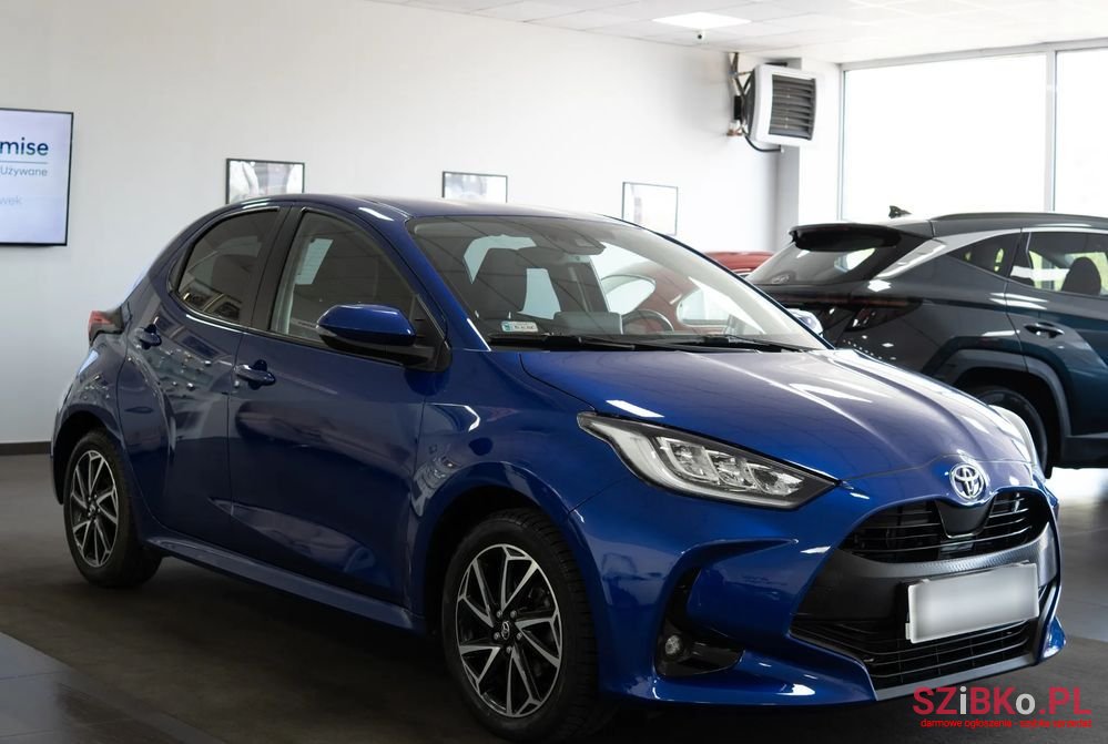 2021' Toyota Yaris photo #1