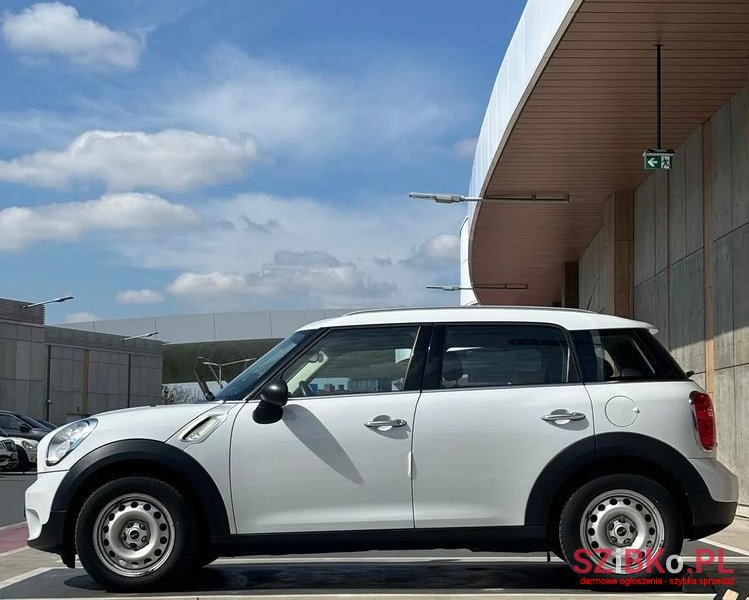 2014' MINI Countryman One photo #6