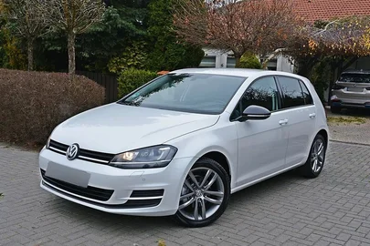 2016' Volkswagen Golf