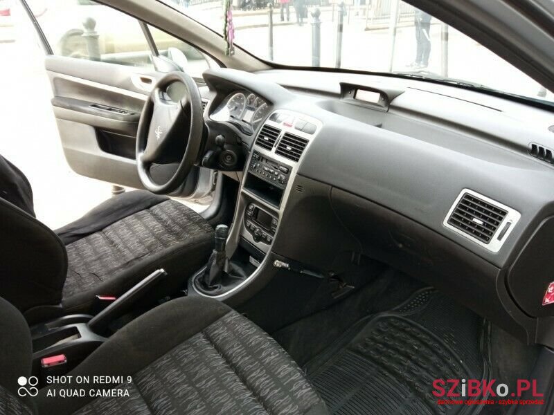 2001' Peugeot 307 photo #2
