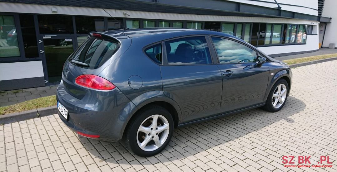 2005' SEAT Leon photo #6