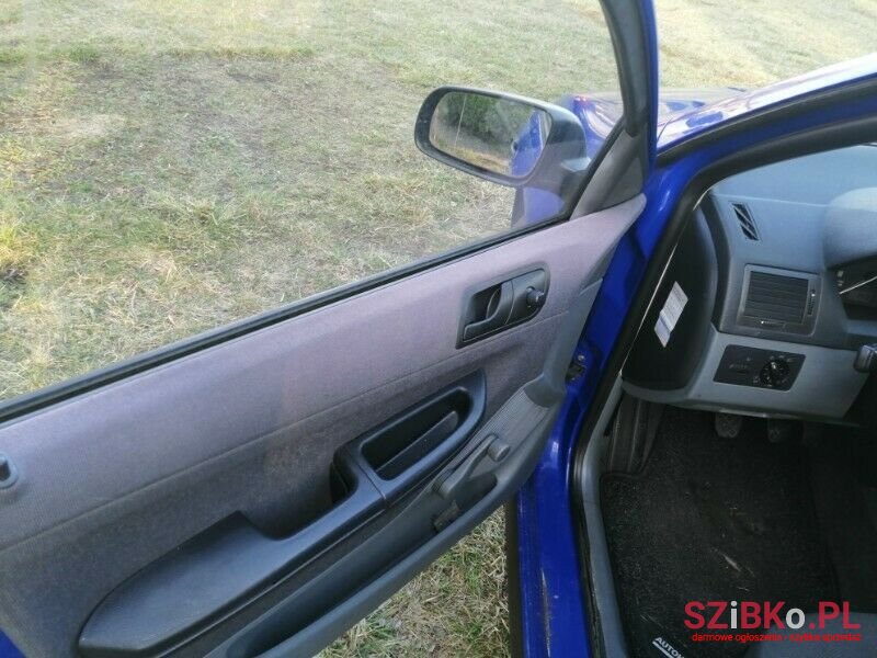 2003' Skoda Fabia photo #5