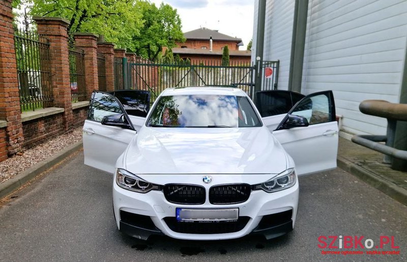 2015' BMW 3 Series photo #5