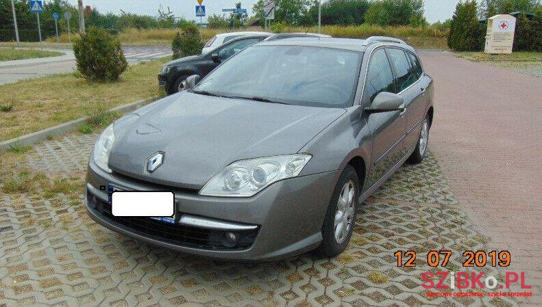 2010' Renault Laguna photo #1