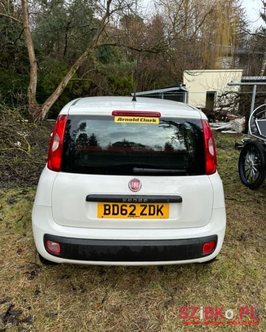 2012' Fiat Panda photo #5