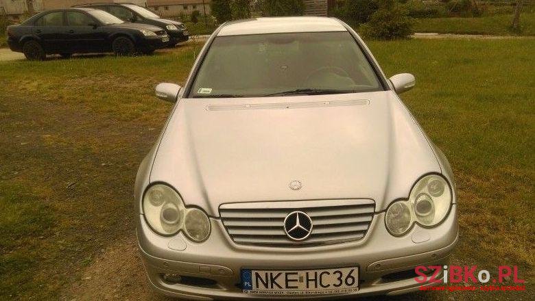 2002' Mercedes-Benz Klasa C photo #1
