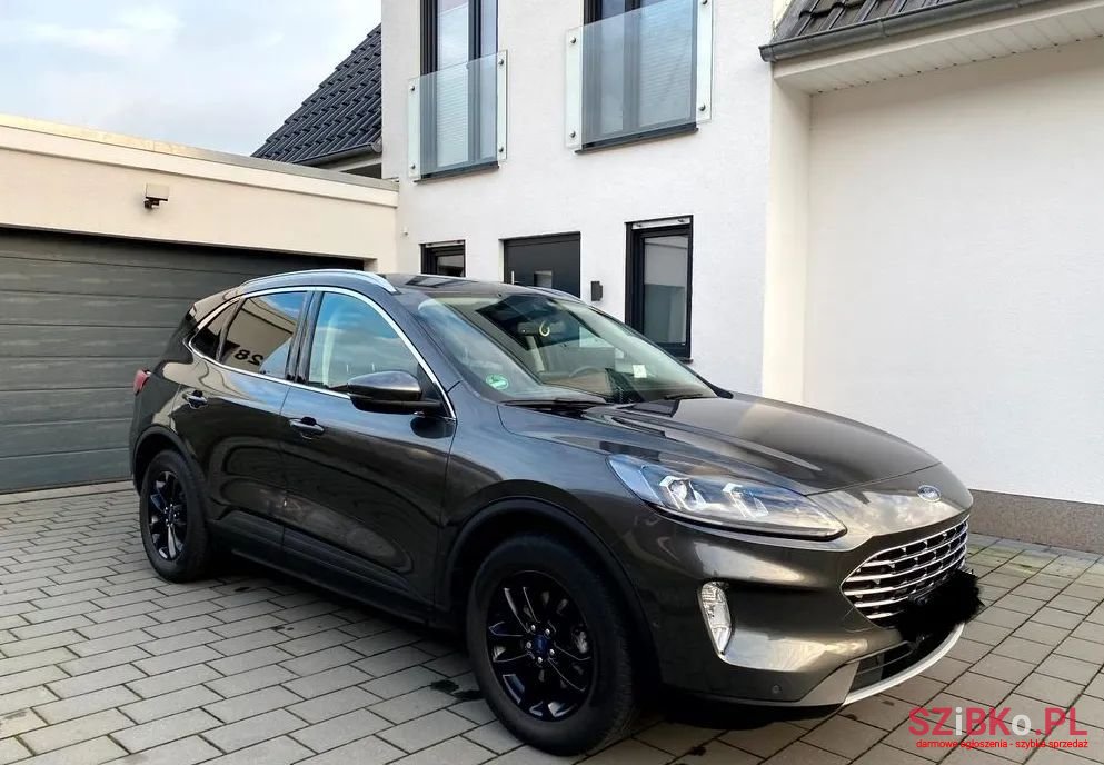 2016' Ford Kuga photo #1