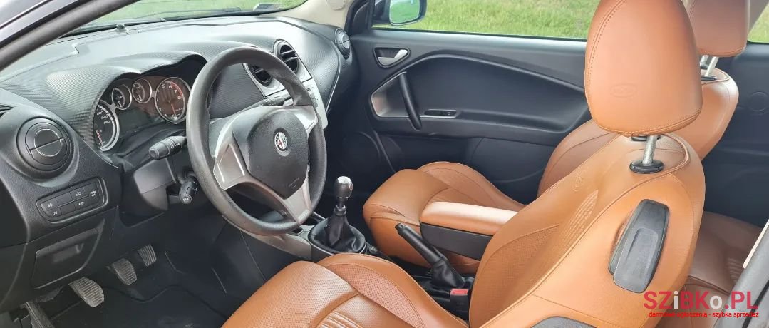 2013' Alfa Romeo MiTo photo #6