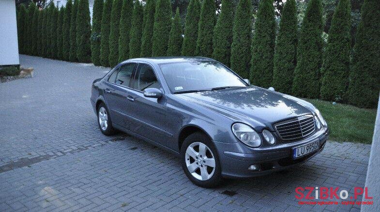 2005' Mercedes-Benz Klasa E photo #1