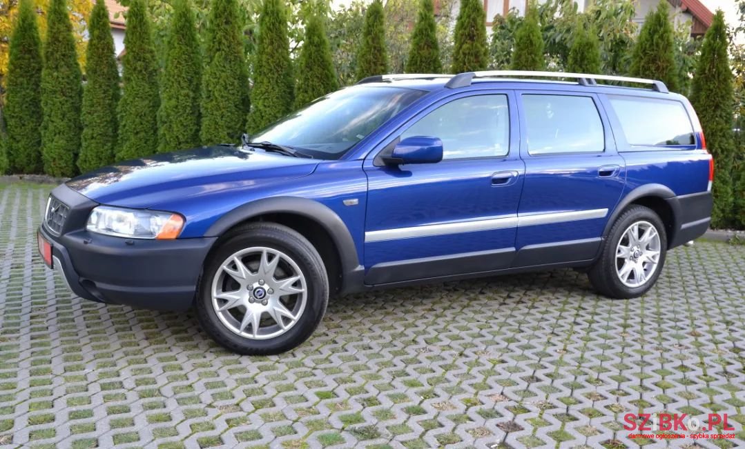 2005' Volvo Xc 70 photo #1