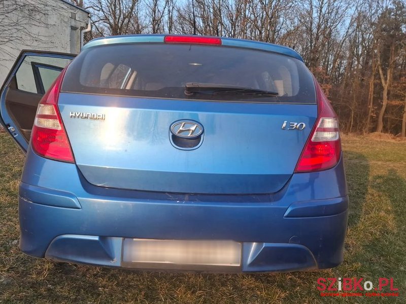 2010' Hyundai i30 photo #5