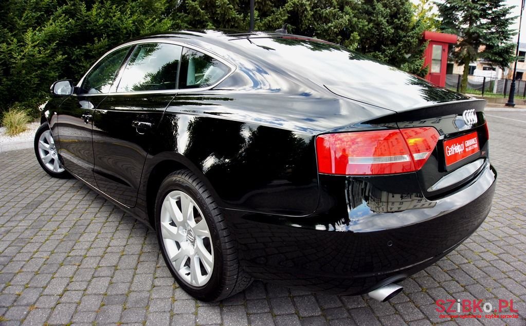2010' Audi A5 Sportback photo #3