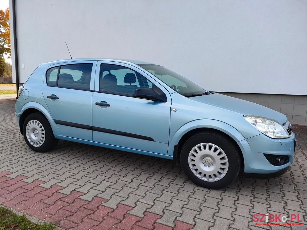 2009' Opel Astra 1.6 photo #4