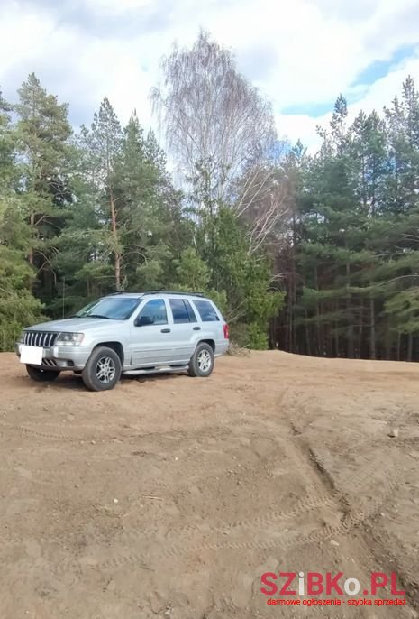 2002' Jeep Grand Cherokee photo #4