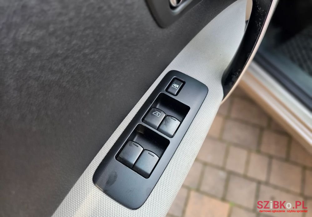 2011' Nissan Qashqai photo #6