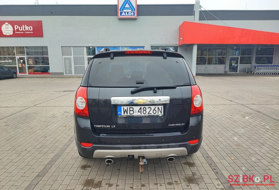 2010' Chevrolet Captiva photo #6