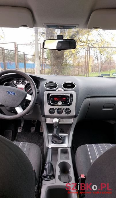 2008' Ford Focus photo #4