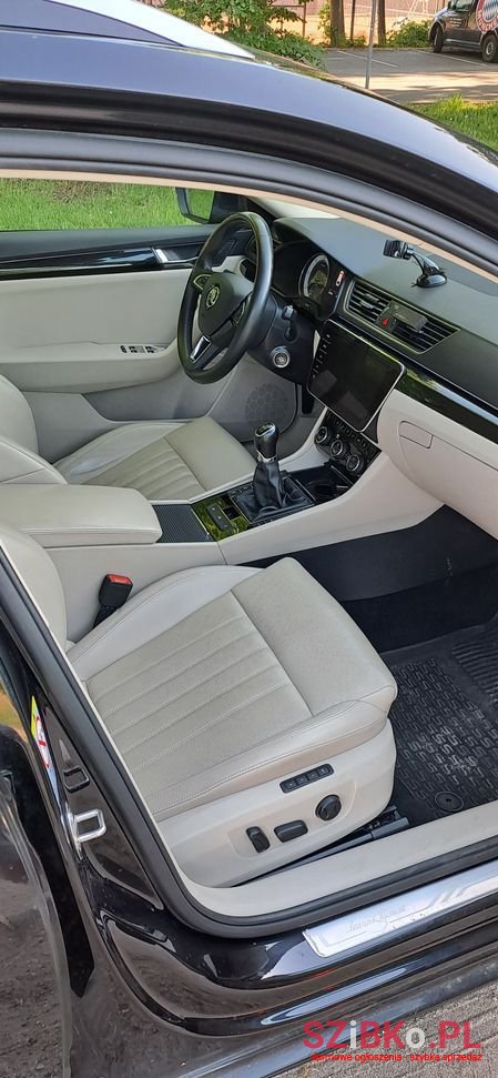 2018' Skoda Superb 2.0 Tdi L&K photo #6